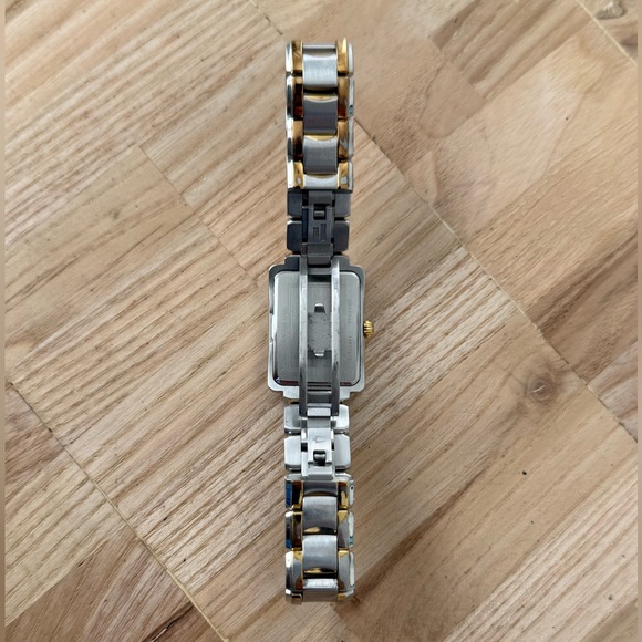 Bulova Curvex Luxury Watch Two-Tone Bracelet White Rectangular Dial Blue Hands main image 11